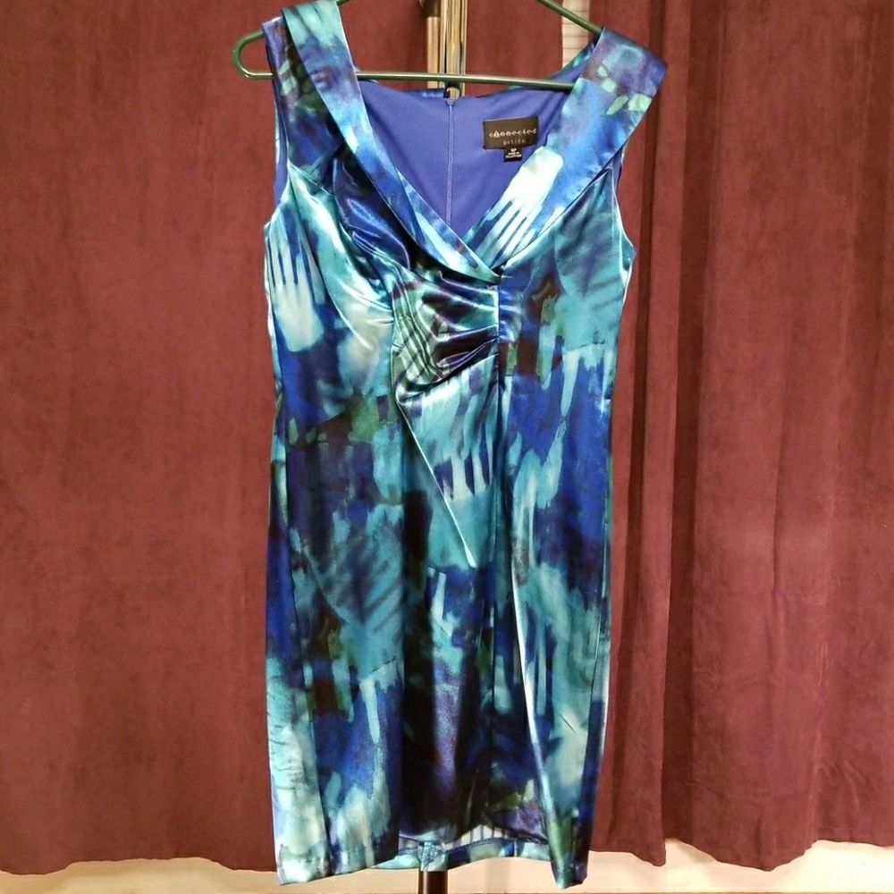 Connected dress